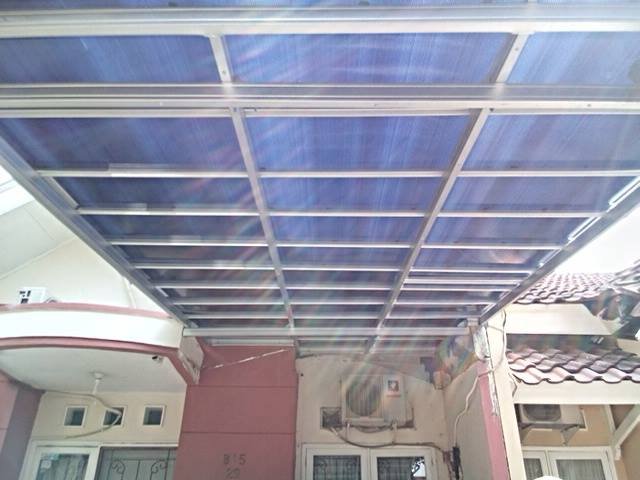 kanopi polycarbonate untuk carport rumah minimalis